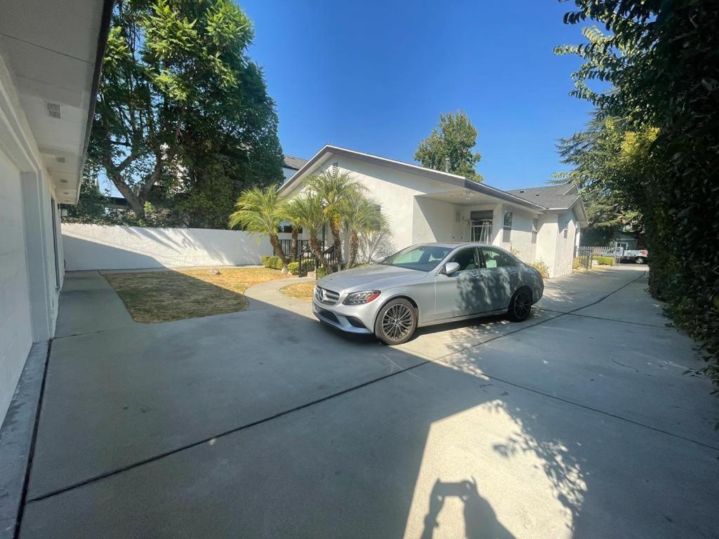 Charming Bright Traditional Home In Sherman Oaks Λος Άντζελες Εξωτερικό φωτογραφία