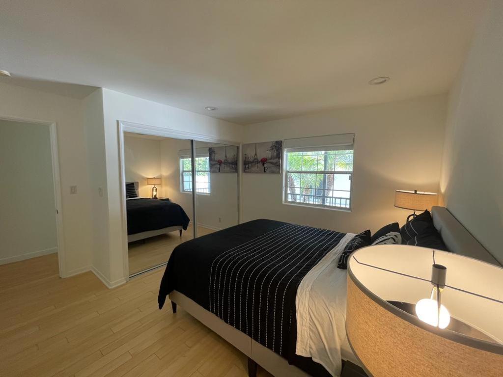 Charming Bright Traditional Home In Sherman Oaks Λος Άντζελες Εξωτερικό φωτογραφία