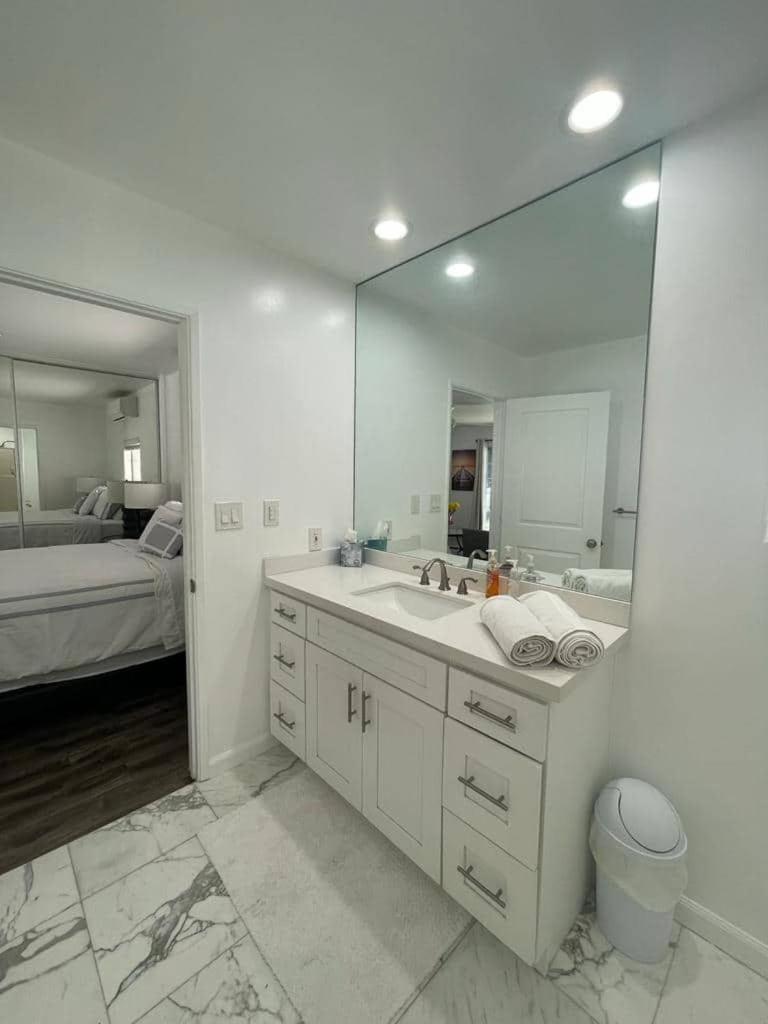 Charming Bright Traditional Home In Sherman Oaks Λος Άντζελες Εξωτερικό φωτογραφία
