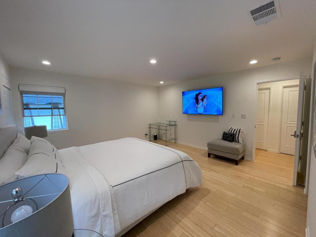 Charming Bright Traditional Home In Sherman Oaks Λος Άντζελες Εξωτερικό φωτογραφία