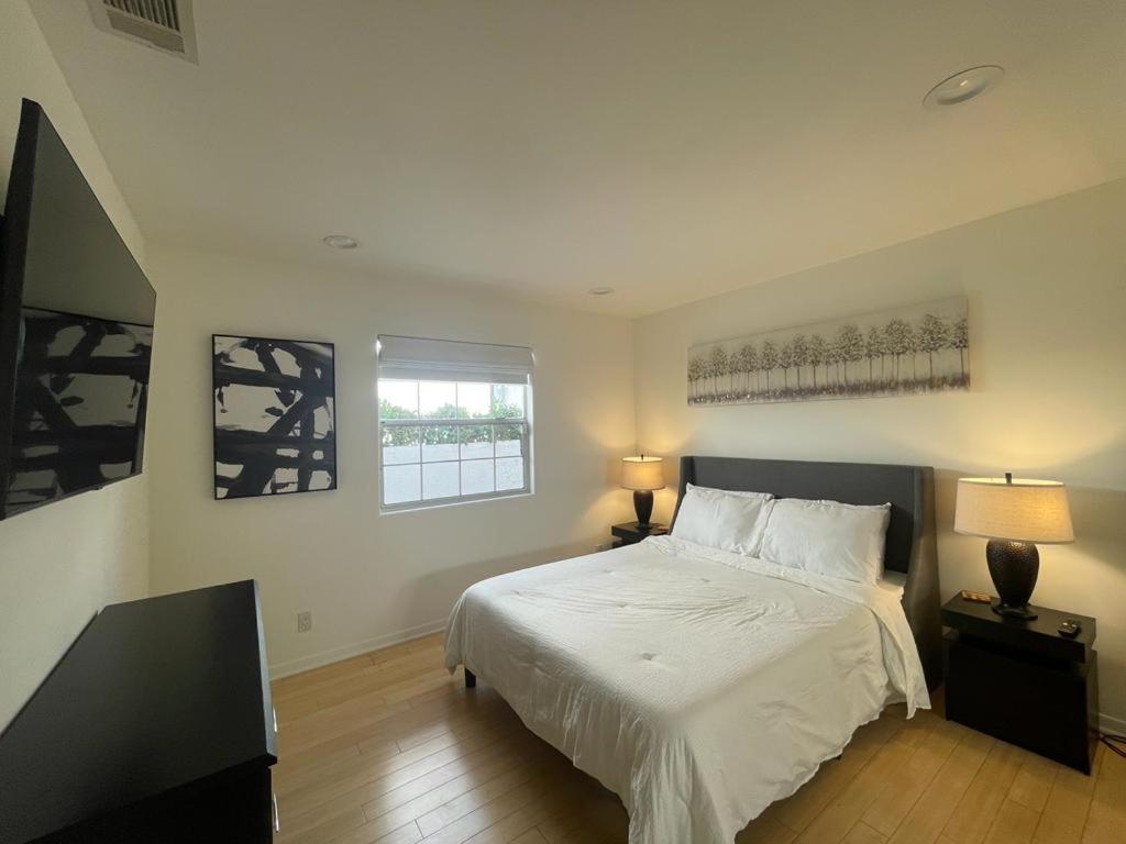 Charming Bright Traditional Home In Sherman Oaks Λος Άντζελες Εξωτερικό φωτογραφία