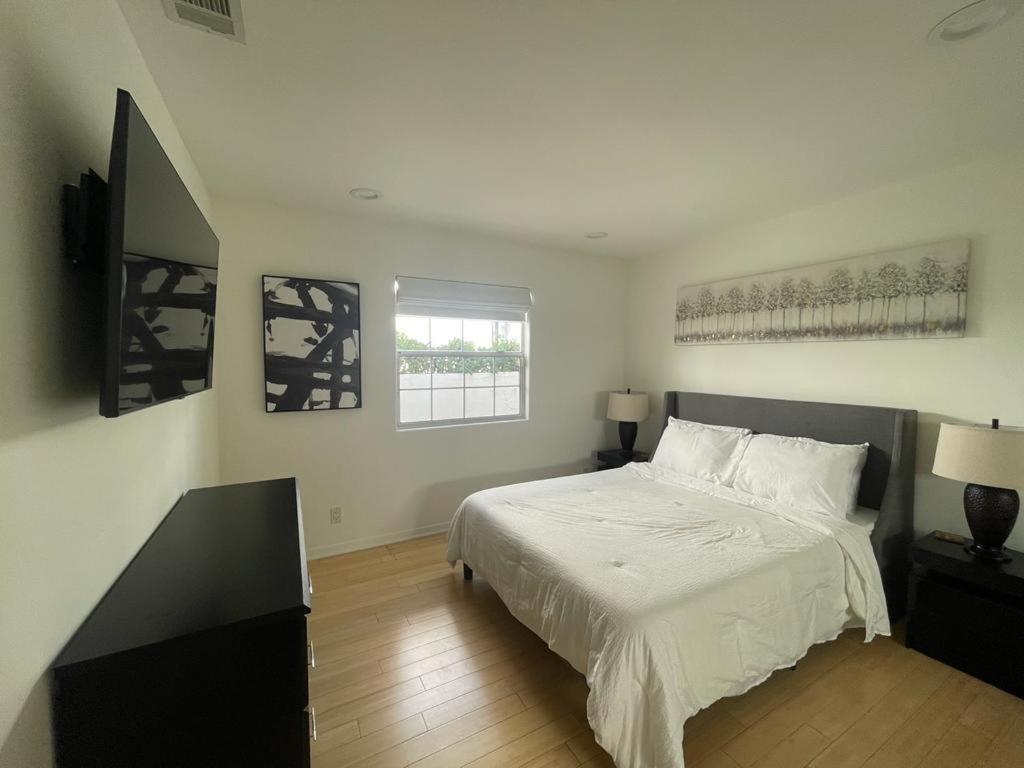 Charming Bright Traditional Home In Sherman Oaks Λος Άντζελες Εξωτερικό φωτογραφία