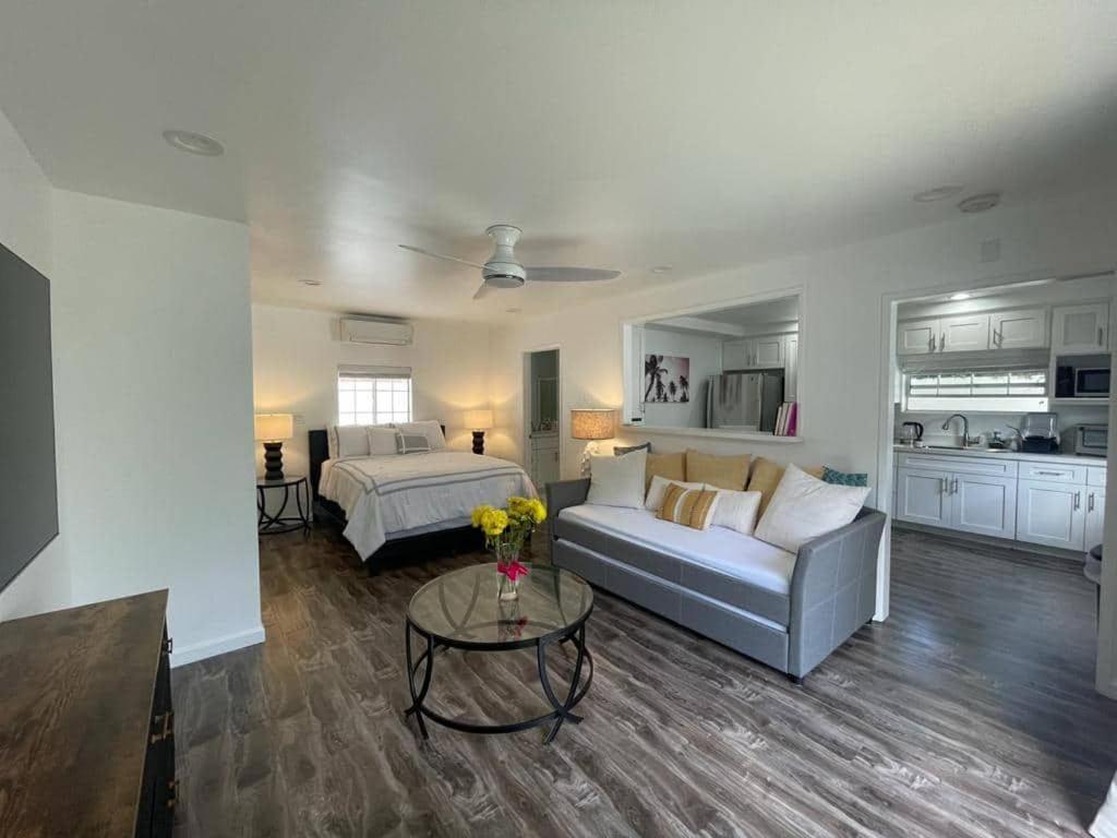 Charming Bright Traditional Home In Sherman Oaks Λος Άντζελες Εξωτερικό φωτογραφία